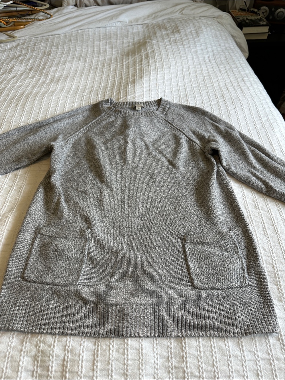 GAP Women's Heather Gray Crewneck Sweater with Front Pockets